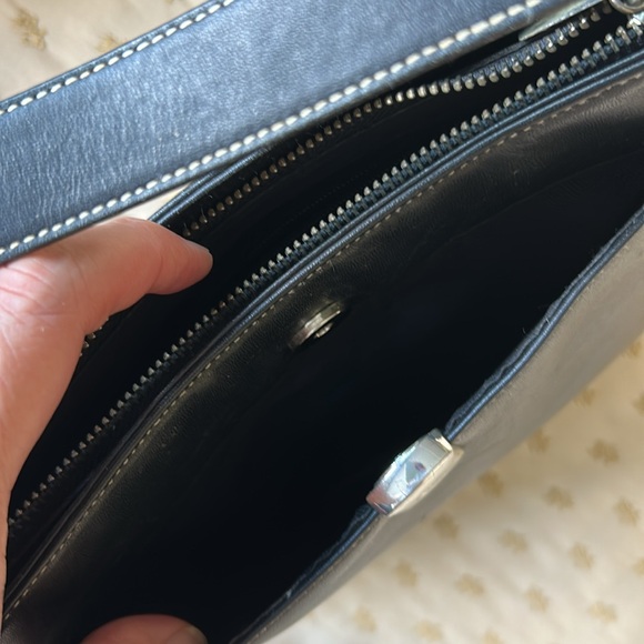 RALPH LAUREN Black Leather Shoulder Bag - Picture 8 of 10